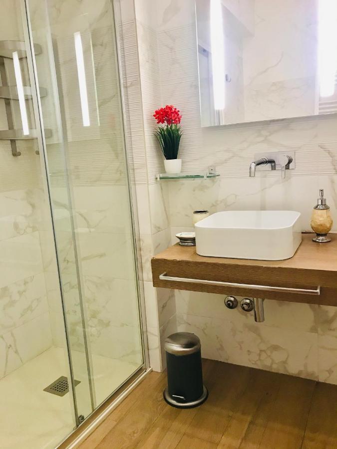 Kambal Luxury Suites 로마 외부 사진