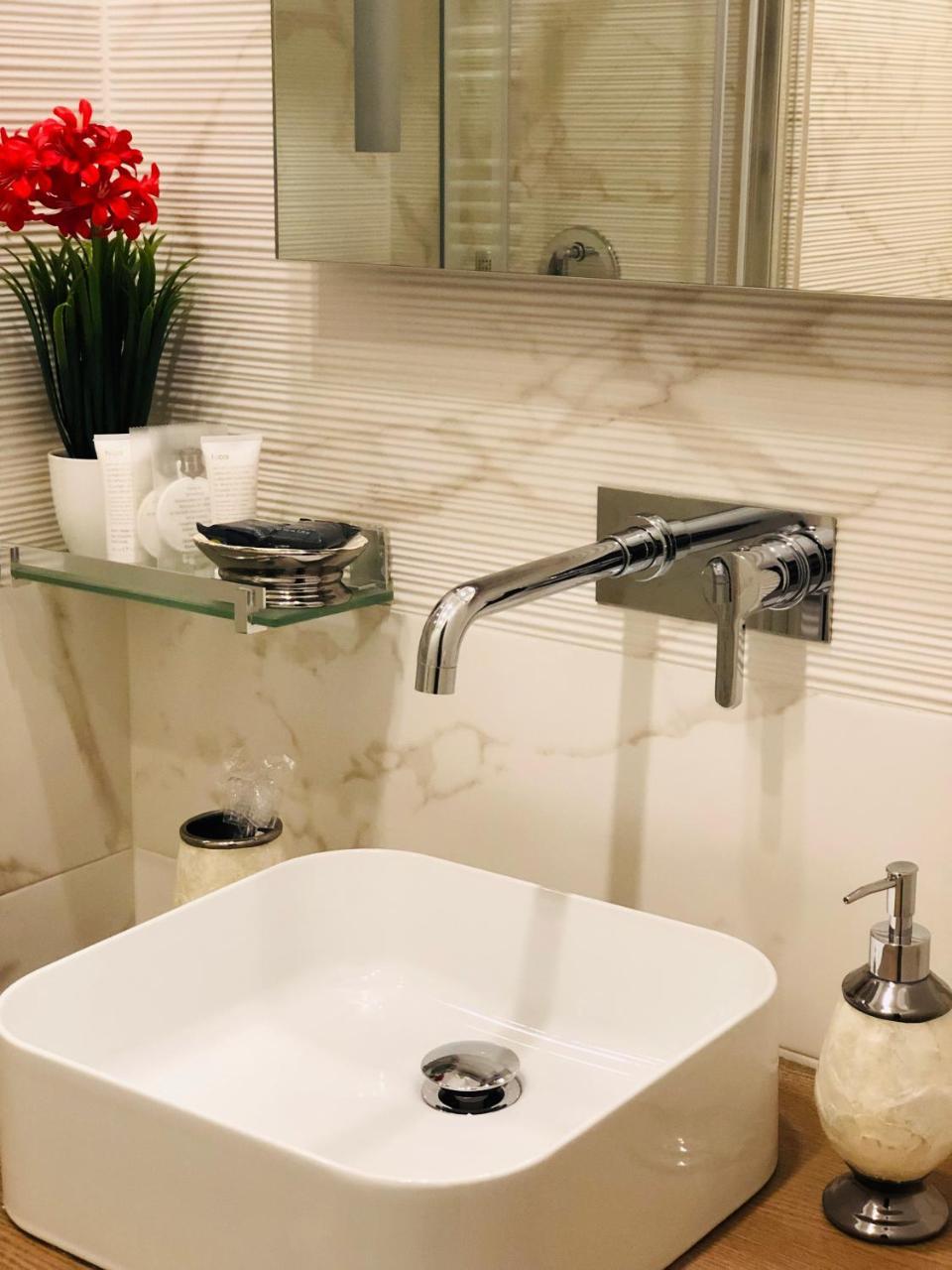 Kambal Luxury Suites 로마 외부 사진